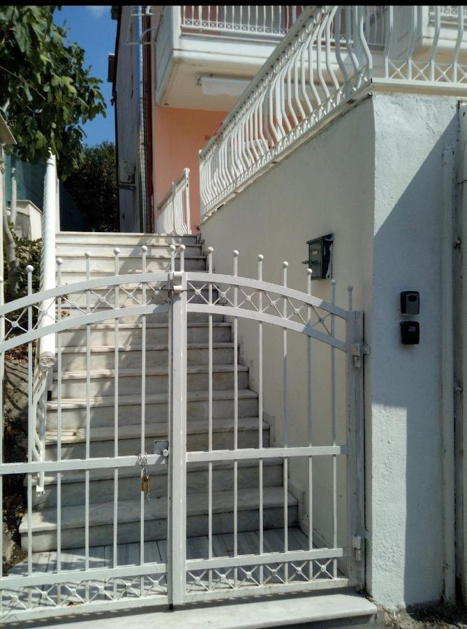Chez Vaso ** Leisure Maisonette** Касандрия Екстериор снимка